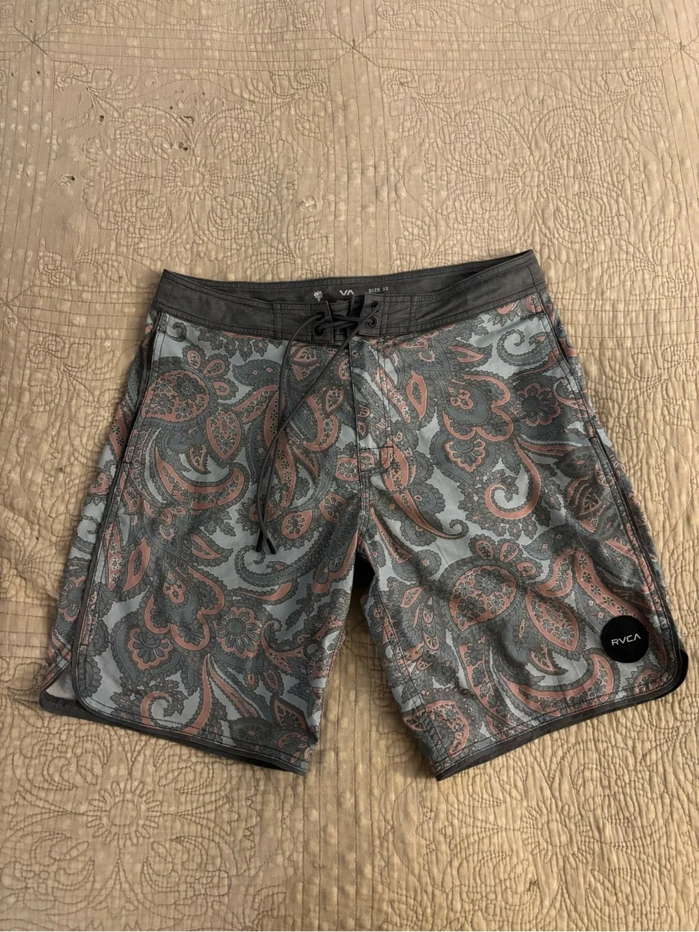 RVCA Men’s Gray & Rust Paisley Board Shorts